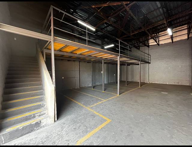250M² FACTORY TO LET IN MOREHILL